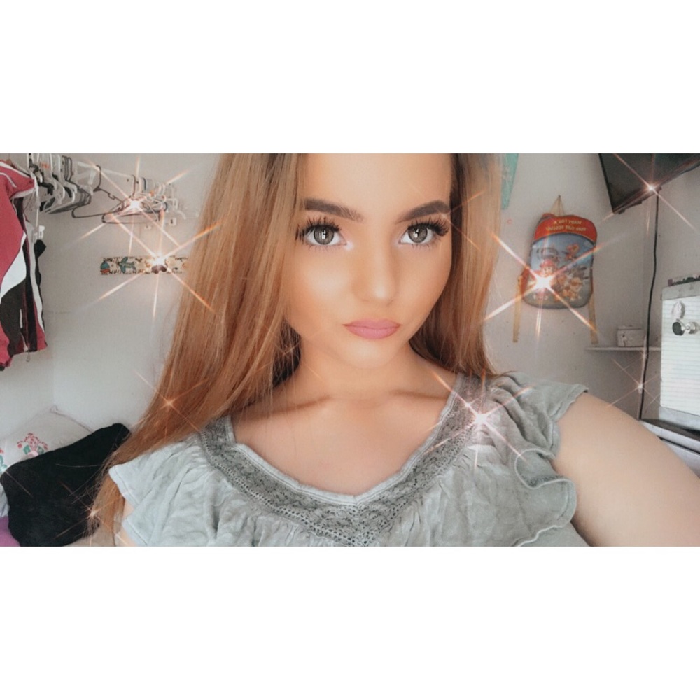 Meet your Posher, Marissa